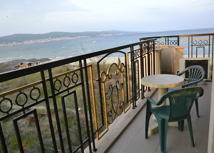 Golden Rainbow Slantchev Briag